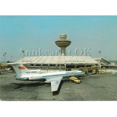  Letiště v Jerevanu s letadlem Tu 154B