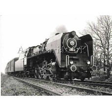 Parní lokomotiva 498.030 před Táborem 30.10.1970